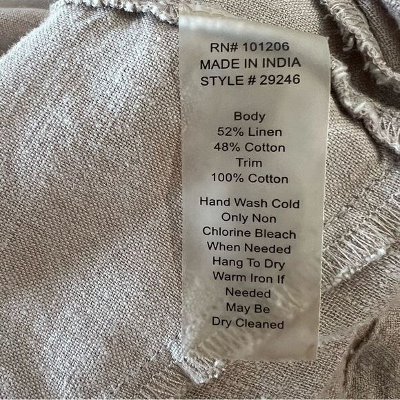 Soft Surroundings Linen/Cotton Blend asymmetrical criss cross hem tunic top - S - Picture 11 of 11